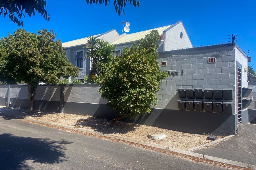 2 Bedroom Property for Sale in Parklands Western Cape